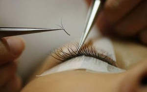 Single eyelash extensions