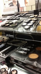 glo minerals makeup unit 